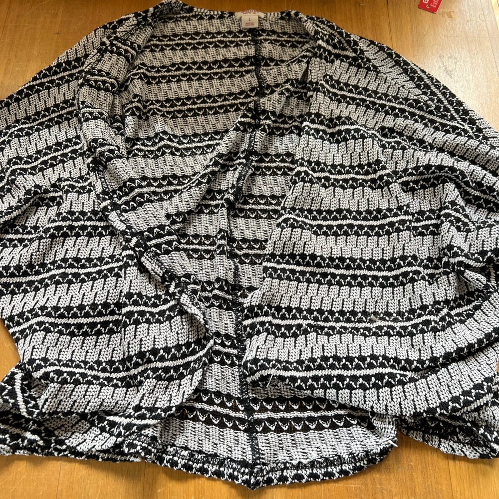 Mossimo Supply Co Short Sleeve Knit Cardigan